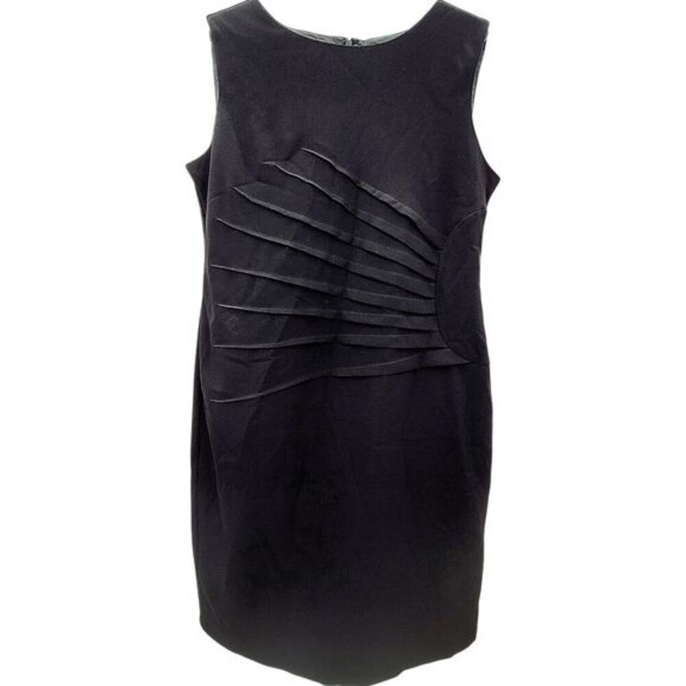 Black Label by‎ Evan Picone Black Crepe Center Pleated Sleeveless Sheath Dress